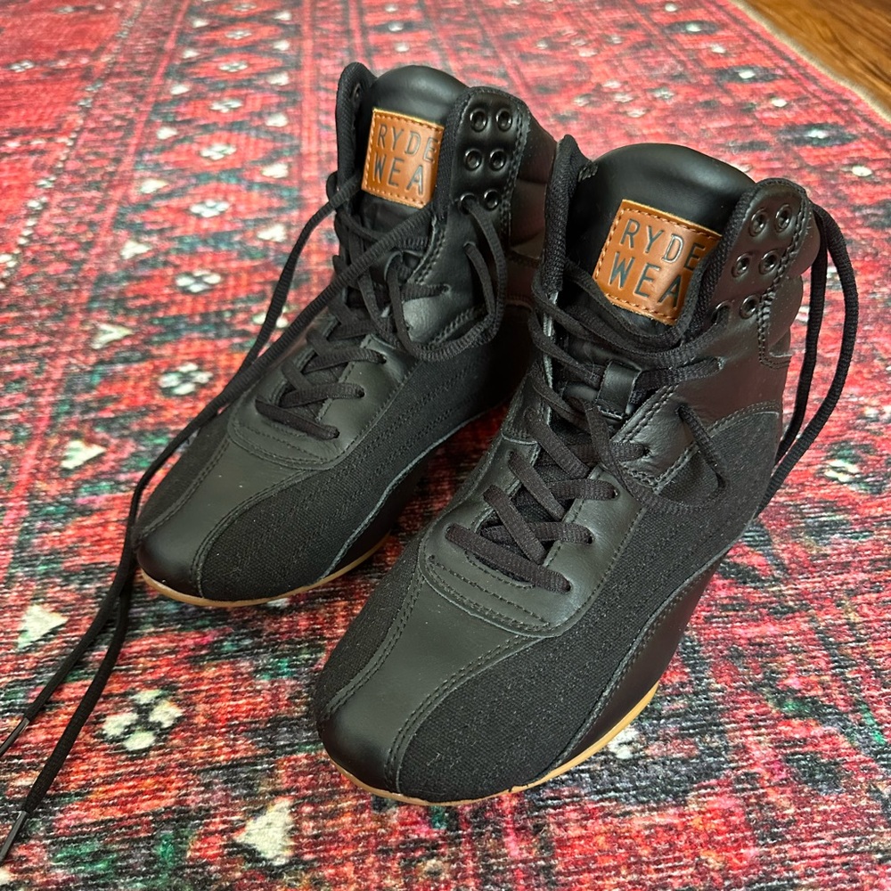 Ryderwear Black High-Top Sneakers